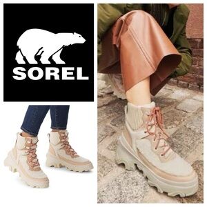 NWT BREX™ COZY LACE WOMEN'S BOOT Sz: 8.5